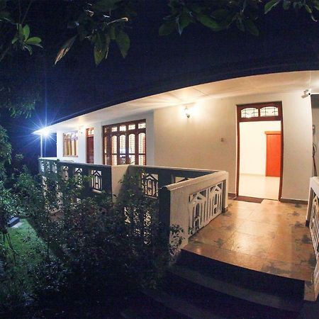 12 B Lewella Road, Kandy. Villa Dış mekan fotoğraf