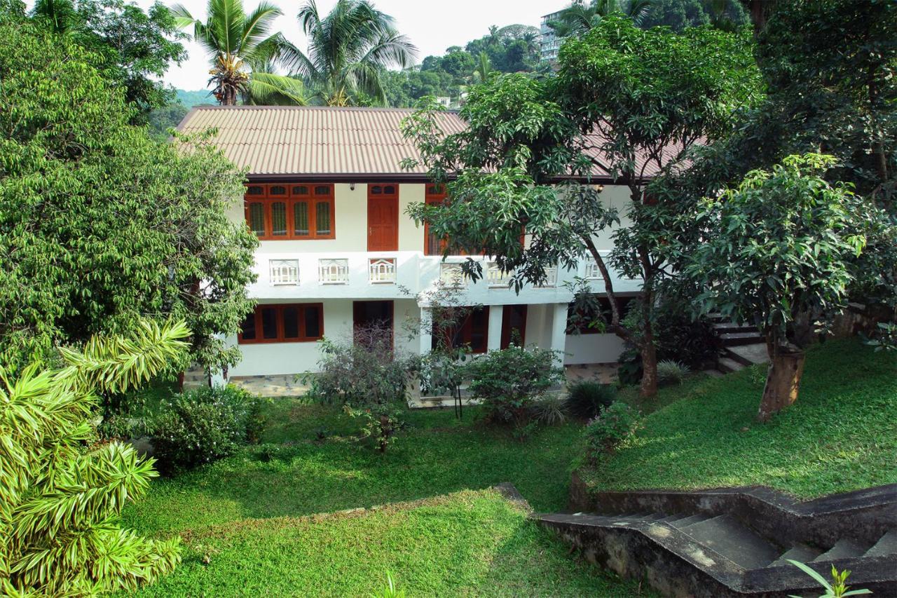 12 B Lewella Road, Kandy. Villa Dış mekan fotoğraf