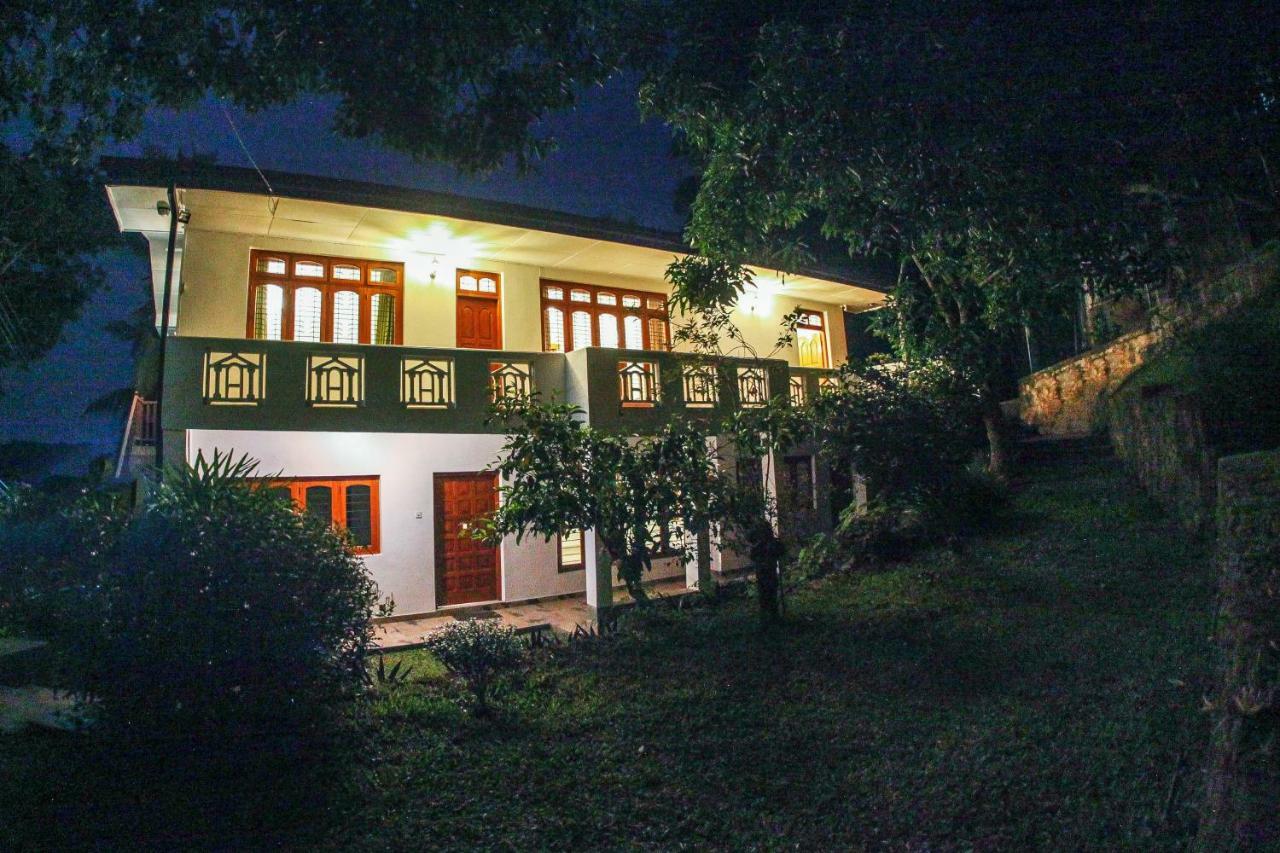 12 B Lewella Road, Kandy. Villa Dış mekan fotoğraf